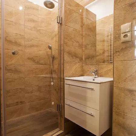 Apartament Globus Apartamento *